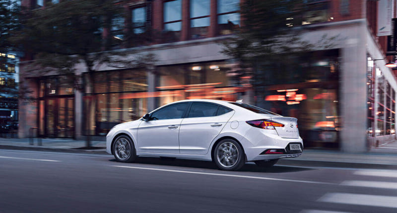 XE DU LỊCH HYUNDAI ELANTRA 2019 HD-1011